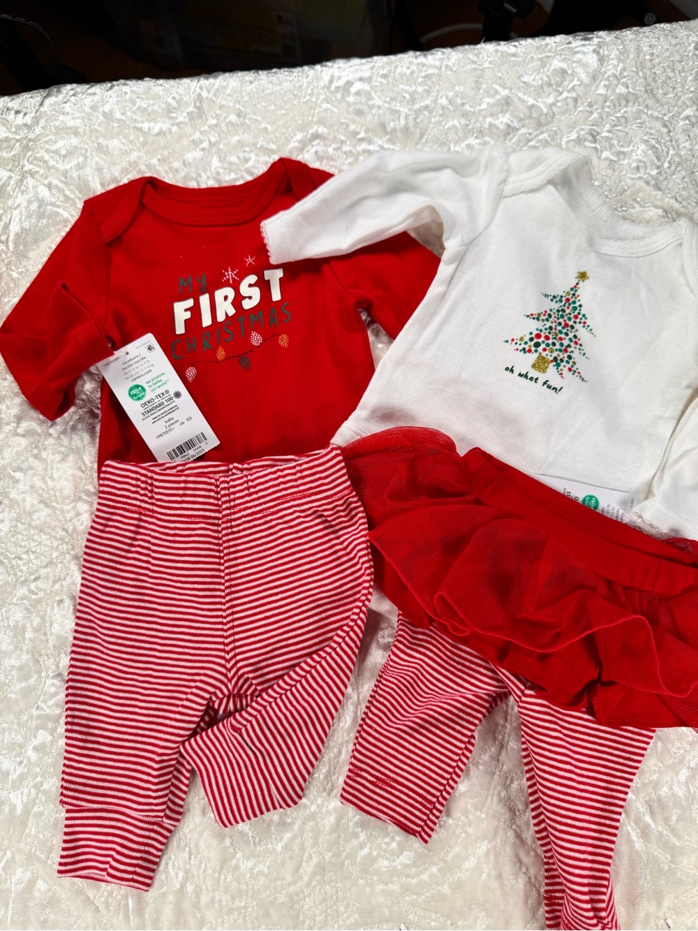 NWT CARTERS Baby Holiday 2 Outfits Set - Red & White First Christmas - Picture 6 of 6
